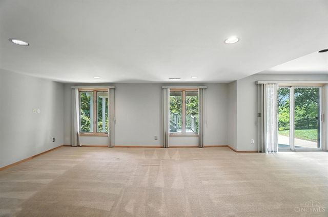 10301 Giverny Boulevard, Evendale, OH 45241