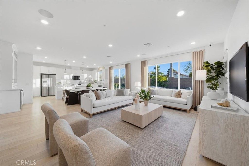 Image 20 of property listing at 5609 Balmont Street, Lancaster, CA 93536
