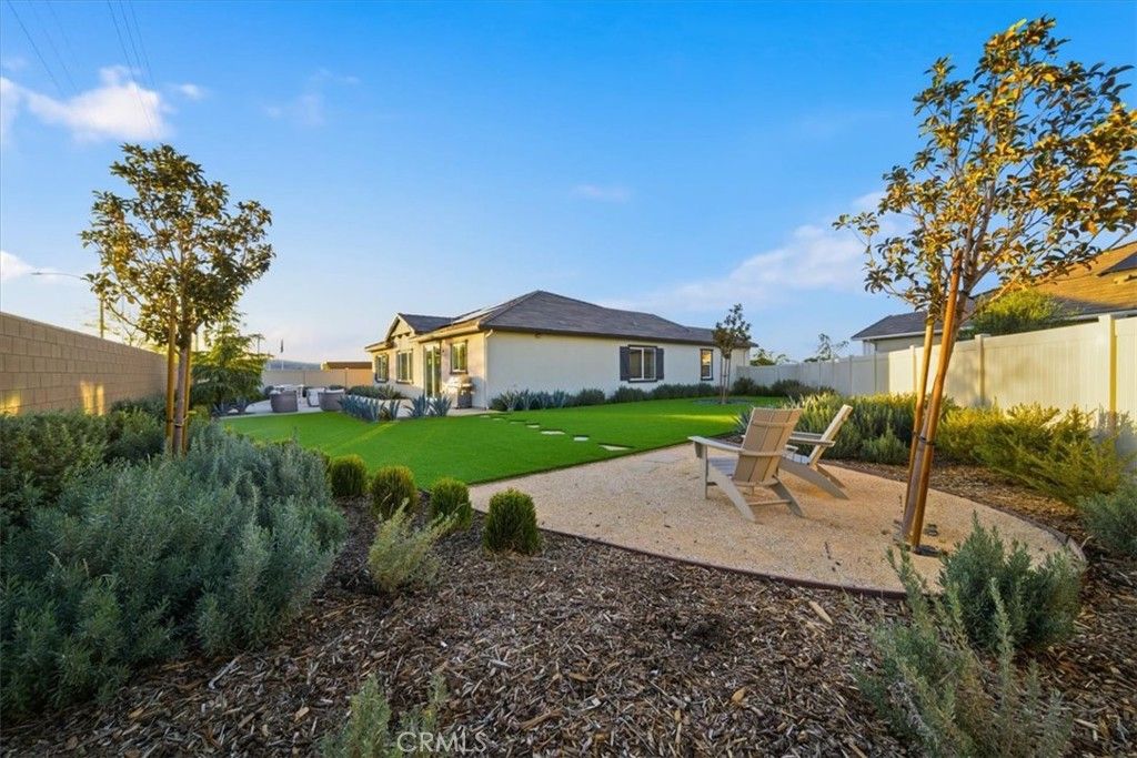 Image 6 of property listing at 5609 Balmont Street, Lancaster, CA 93536