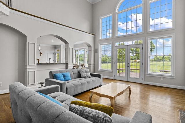 106 Hidden Meadow Lane, Nicholasville, KY 40356