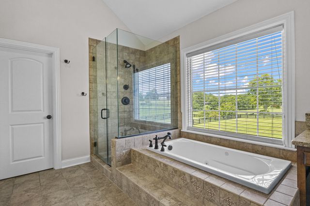 106 Hidden Meadow Lane, Nicholasville, KY 40356