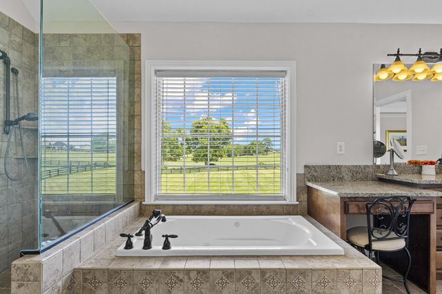 106 Hidden Meadow Lane, Nicholasville, KY 40356