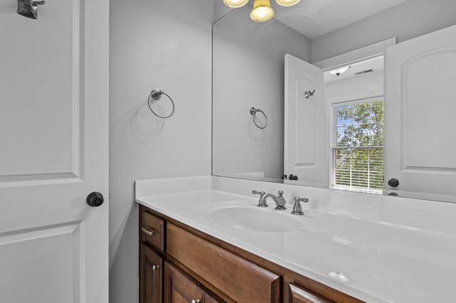 106 Hidden Meadow Lane, Nicholasville, KY 40356