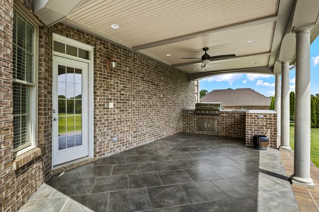 106 Hidden Meadow Lane, Nicholasville, KY 40356