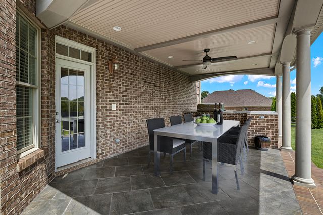 106 Hidden Meadow Lane, Nicholasville, KY 40356