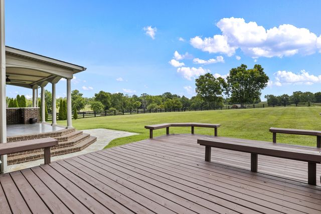 106 Hidden Meadow Lane, Nicholasville, KY 40356