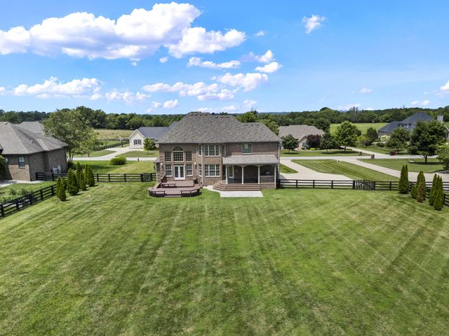 106 Hidden Meadow Lane, Nicholasville, KY 40356