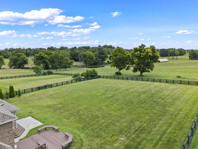 106 Hidden Meadow Lane, Nicholasville, KY 40356