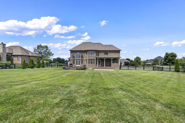 106 Hidden Meadow Lane, Nicholasville, KY 40356