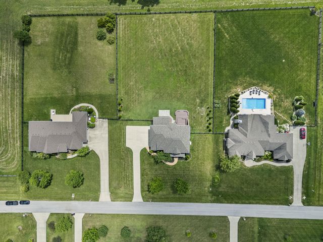 106 Hidden Meadow Lane, Nicholasville, KY 40356