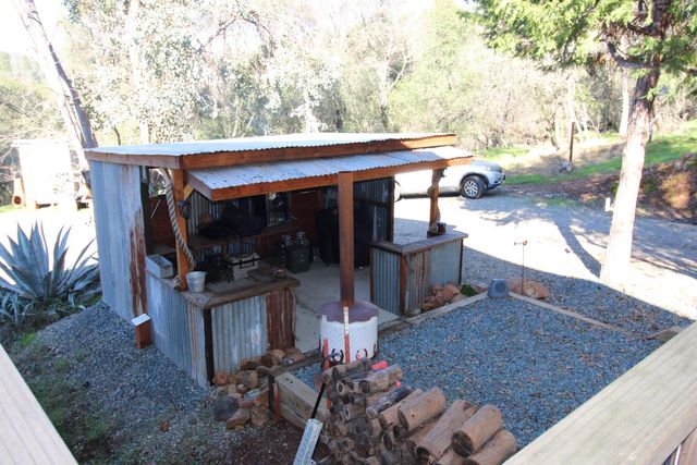 11187 Peoria Rd, Browns Valley, CA 95918