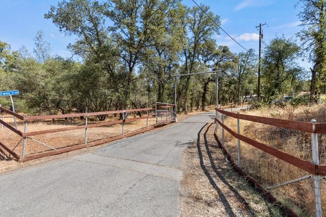 11187 Peoria Rd, Browns Valley, CA 95918