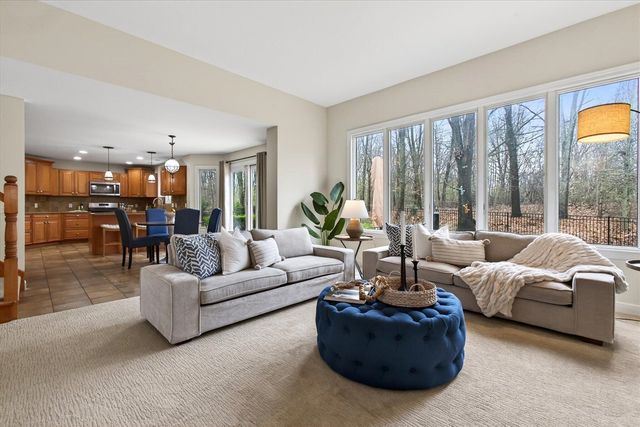 3838 Fox Crossing Crossing, Saint Joseph, MI 49085