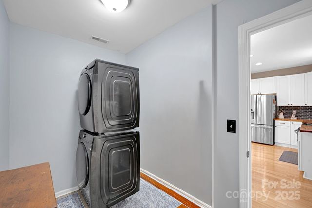 2671 Torrington Lane NW, Concord, NC 28027