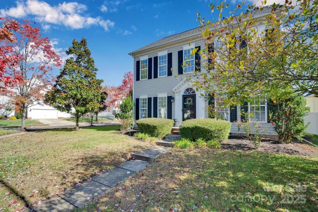 2671 Torrington Lane NW, Concord, NC 28027