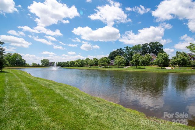 2671 Torrington Lane NW, Concord, NC 28027