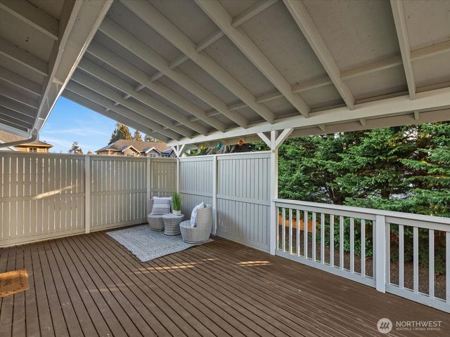 15903 E Shore Drive, Lynnwood, WA 98087