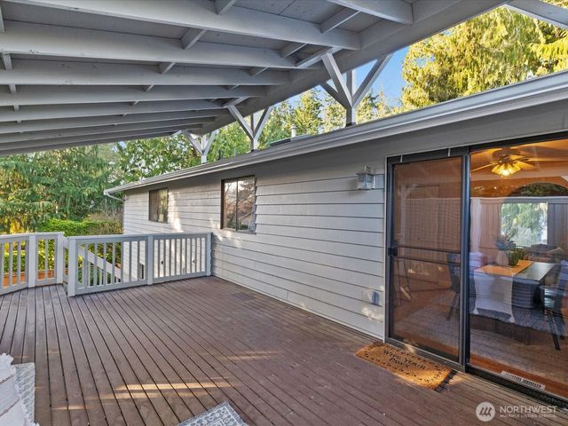 15903 E Shore Drive, Lynnwood, WA 98087