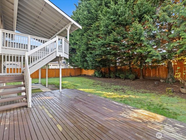 15903 E Shore Drive, Lynnwood, WA 98087