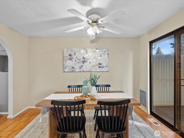 15903 E Shore Drive, Lynnwood, WA 98087