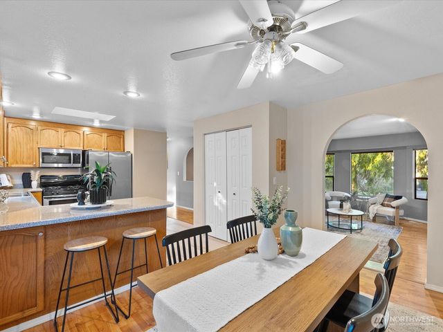 15903 E Shore Drive, Lynnwood, WA 98087