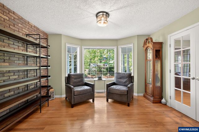 6723 Rippling Brook Dr SE, Salem, OR 97317
