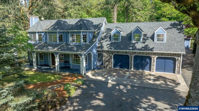 6723 Rippling Brook Dr SE, Salem, OR 97317