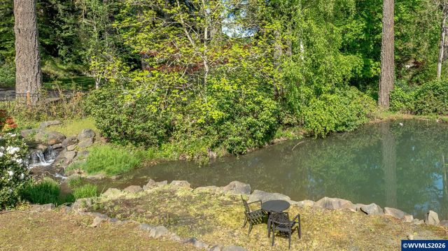6723 Rippling Brook Dr SE, Salem, OR 97317