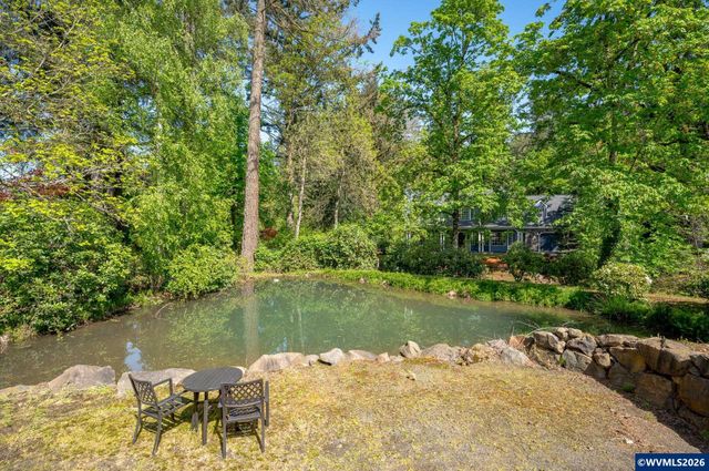 6723 Rippling Brook Dr SE, Salem, OR 97317