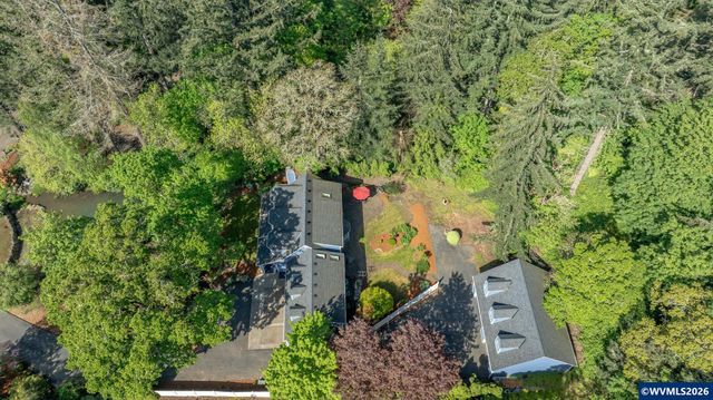 6723 Rippling Brook Dr SE, Salem, OR 97317