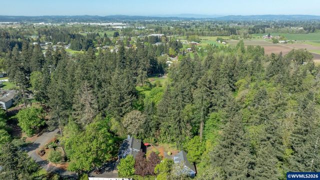 6723 Rippling Brook Dr SE, Salem, OR 97317
