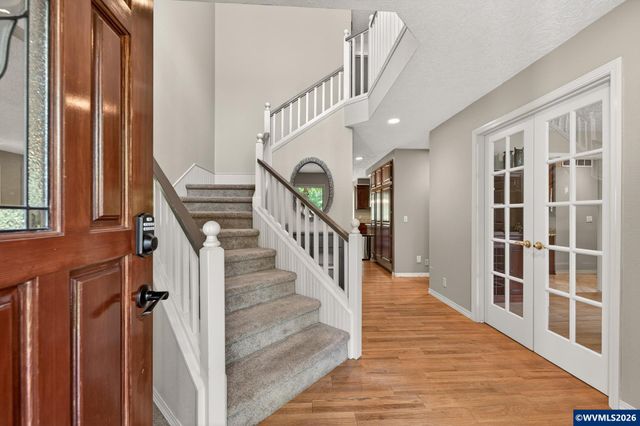 6723 Rippling Brook Dr SE, Salem, OR 97317