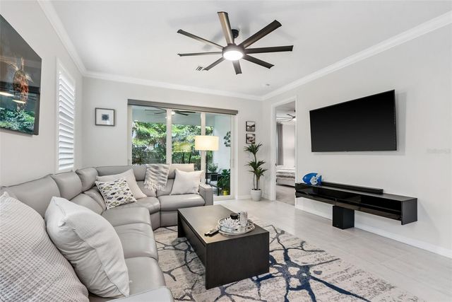 121 COLEBROOK COURT, Venice, FL 34292