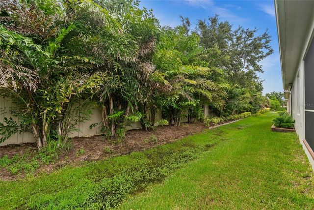 121 COLEBROOK COURT, Venice, FL 34292
