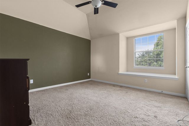 973 Tara Drive, Burleson, TX 76028