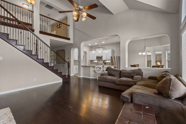 973 Tara Drive, Burleson, TX 76028
