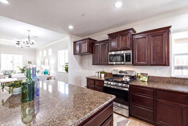 2036 Vignolia Loop, Roseville, CA 95747