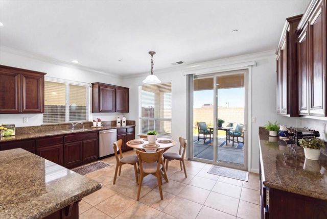 2036 Vignolia Loop, Roseville, CA 95747