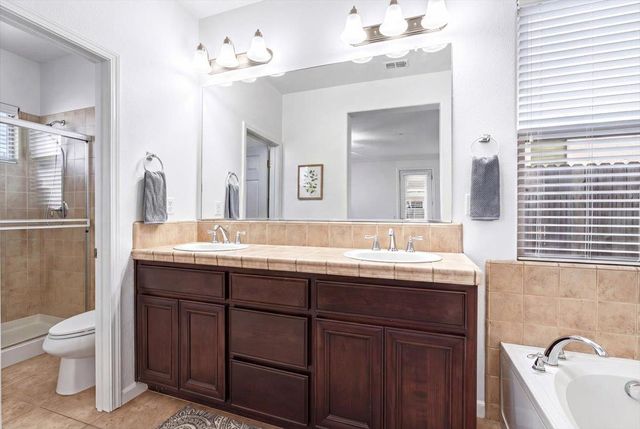2036 Vignolia Loop, Roseville, CA 95747