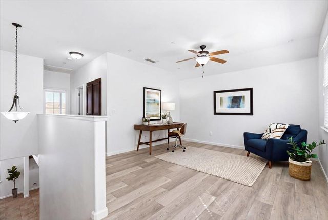 2036 Vignolia Loop, Roseville, CA 95747