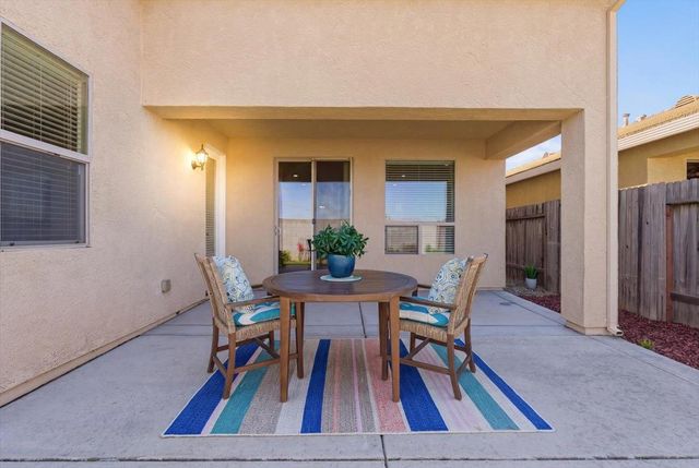2036 Vignolia Loop, Roseville, CA 95747