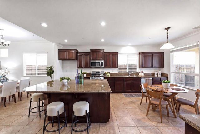 2036 Vignolia Loop, Roseville, CA 95747