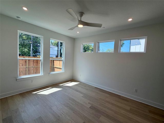200 W 56th ST 8101, Austin, TX 78751
