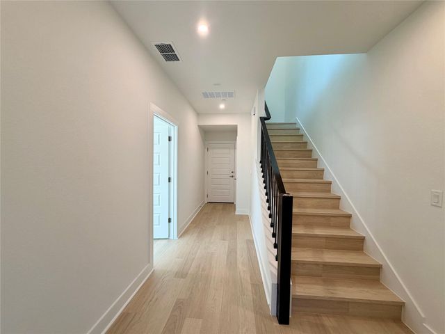 200 W 56th ST 8101, Austin, TX 78751