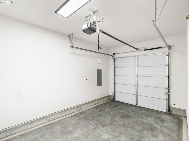 6445 Se 88th Ave, Portland, OR 97266