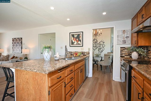 4608 Deercreek Ln, Concord, CA 94521