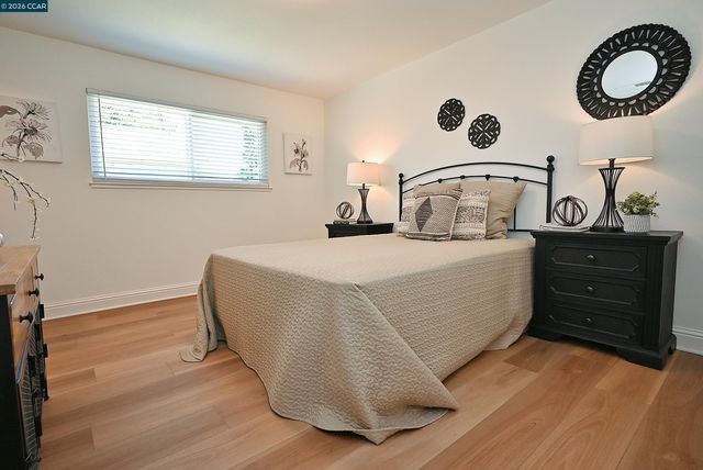 4608 Deercreek Ln, Concord, CA 94521