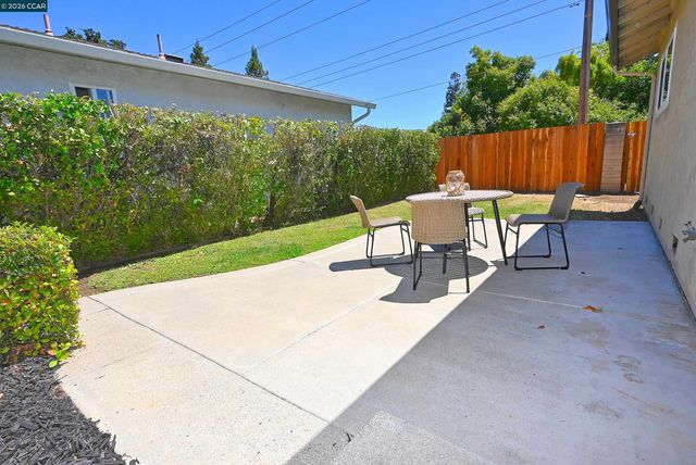 4608 Deercreek Ln, Concord, CA 94521