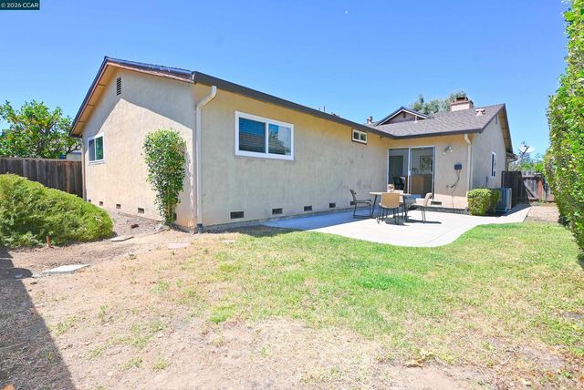 4608 Deercreek Ln, Concord, CA 94521