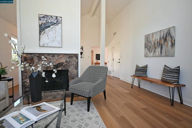 4608 Deercreek Ln, Concord, CA 94521